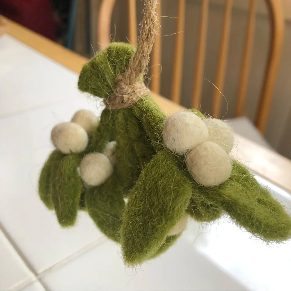 NWT Misletoe ornament Felted fair trade made